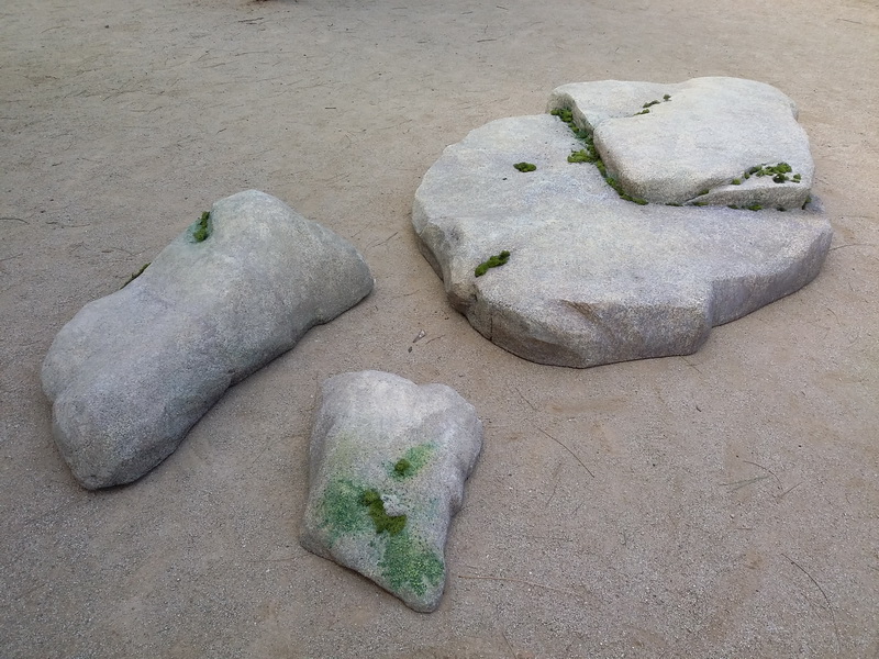 piedra musgo replica porex 40x317x180 (100eu.) 38x147x68 (50eu.) 23x80x51 (35eu.) 1u